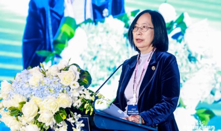 人民网教育频道王小梅：推进人才培养供给侧与产业发展需求侧精准匹配